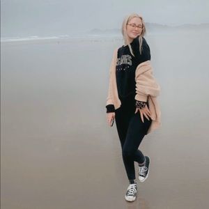 Meet your Posher, Alexis